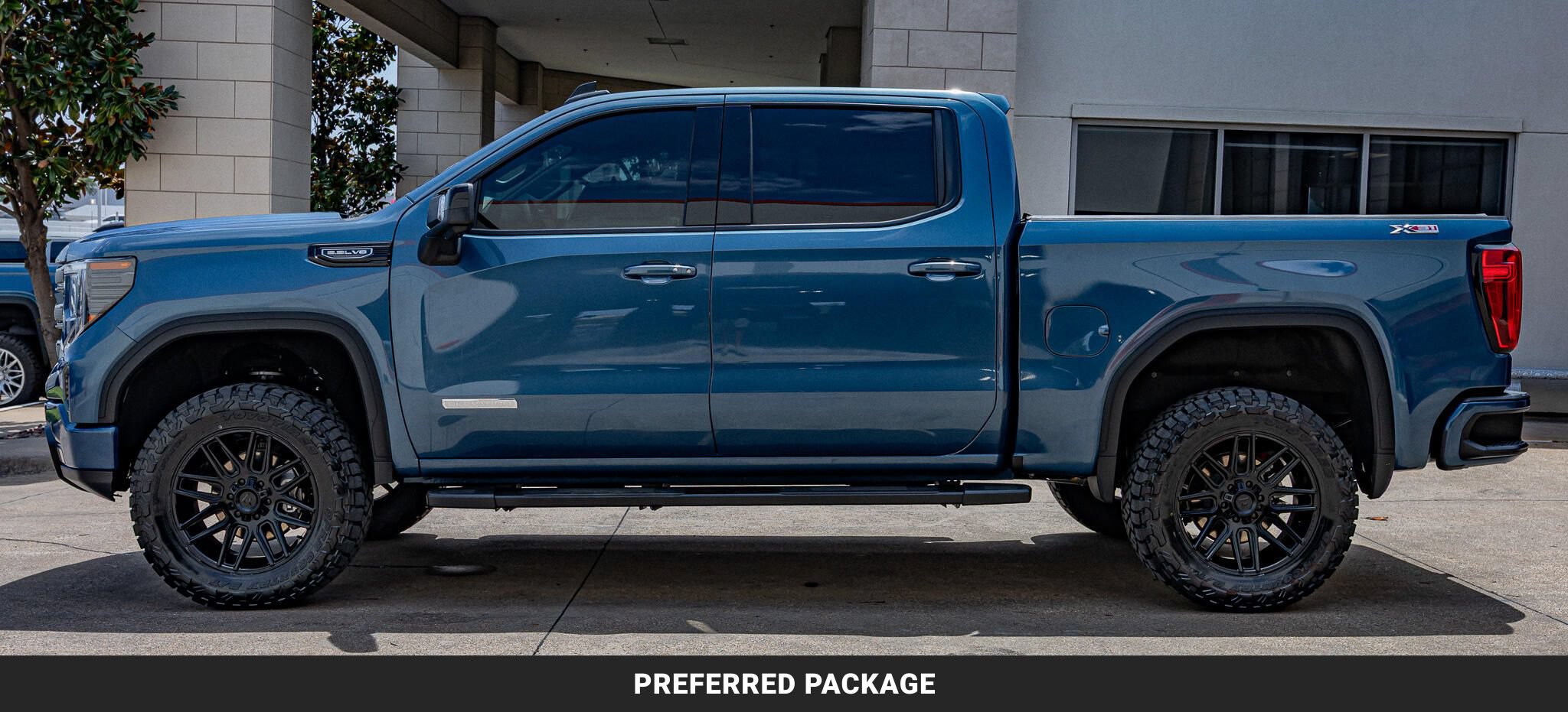 Used 2026 GMC Sierra 1500 Elevation w/ Elevation Premium Package AWD/4WD image 6