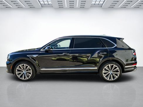 Used 2023 Bentley Bentayga Extended Wheelbase AWD/4WD image 6