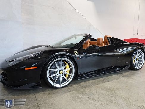 Used 2013 Ferrari 458 Spider RWD image 51