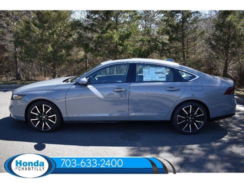 New 2026 Honda Accord Hybrid Touring image 4