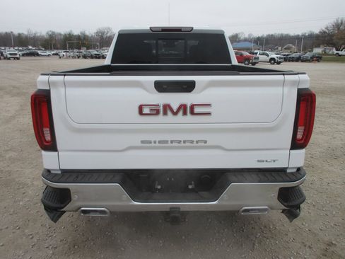 New 2026 GMC Sierra 1500 SLT image 6