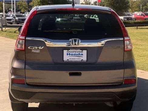 Used 2015 Honda CR-V LX image 6
