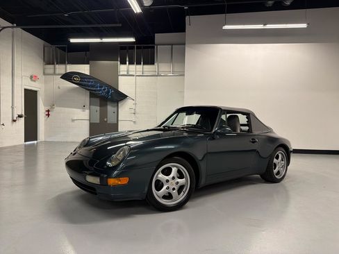 Used 1995 Porsche 911 Cabriolet image 2