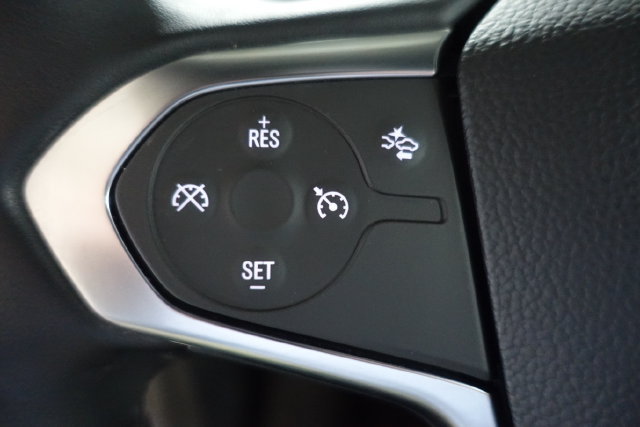 Used 2023 Chevrolet Traverse LT FWD image 13