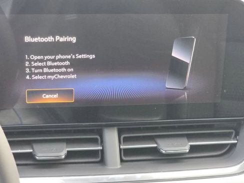 New 2026 Chevrolet Trax LT w/ Sunroof Package image 8