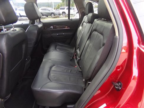 Used 2015 Lincoln MKX Base AWD 4dr SUV w/ Equipment Group 102A image 31