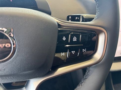 New 2026 Volvo EX30 Cross Country Ultra image 15