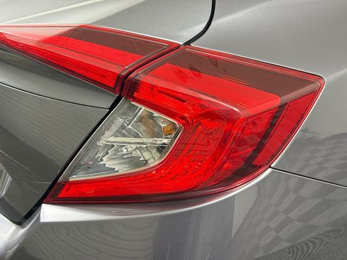 Used 2020 Honda Civic LX image 33