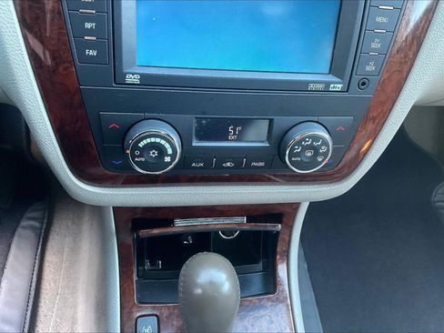 Used 2006 Cadillac DTS w/ Sun And Sound Package image 15