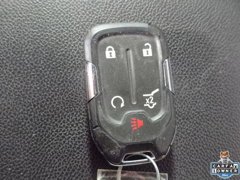 Used 2023 GMC Acadia SLT FWD image 32