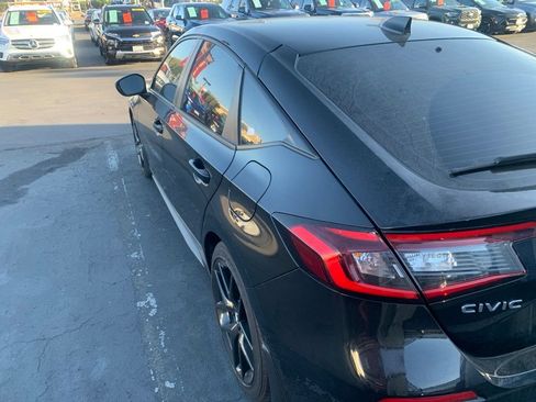 Used 2024 Honda Civic Sport image 8