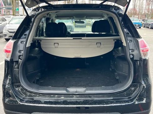 Used 2014 Nissan Rogue SV image 12