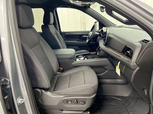 New 2026 Chevrolet Suburban LS AWD/4WD image 22