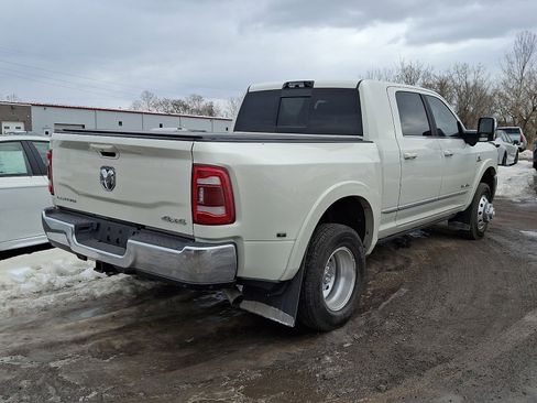 Used 2024 RAM 3500 Limited image 4