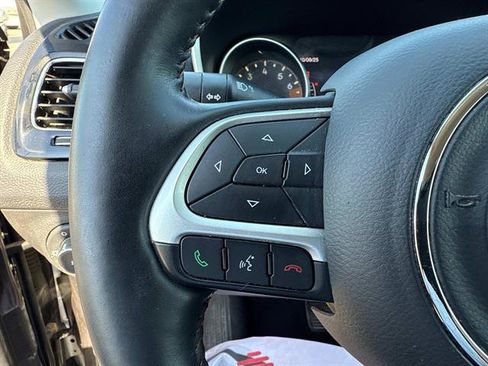 Used 2018 Jeep Compass Limited image 16