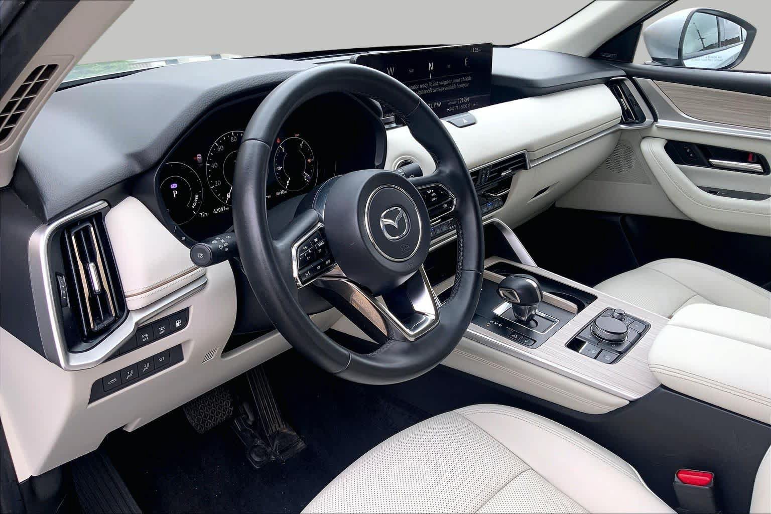 Certified 2024 MAZDA CX-90 Plug-In Hybrid w/ Premium Plus AWD/4WD image 18