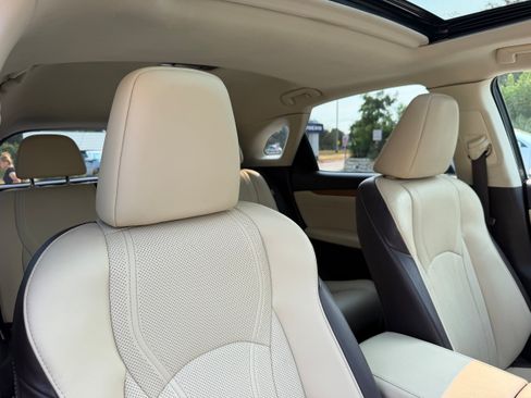 Used 2018 Lexus RX 350 FWD w/ Premium Package image 11