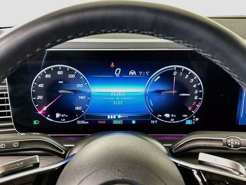 Used 2025 Mercedes-Benz GLE 450e 4MATIC image 10