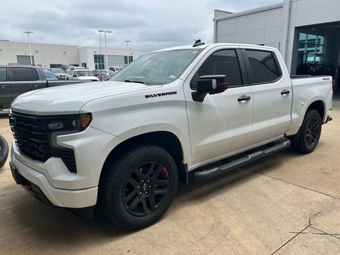 Used 2022 Chevrolet Silverado 1500 RST w/ Redline Edition AWD/4WD image 13
