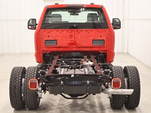 New 2026 Ford F550 4x4 Regular Cab Super Duty image 7