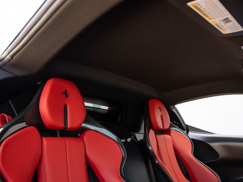 Used 2022 Ferrari SF90 Stradale AWD/4WD image 37