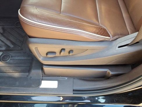 Used 2019 Chevrolet Silverado 3500 High Country w/ Duramax Plus Package image 18