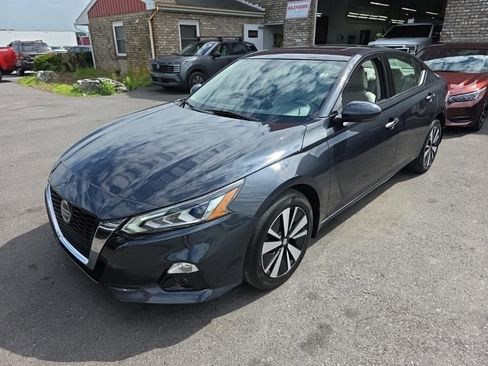 Used 2022 Nissan Altima 2.5 SL AWD/4WD image 1