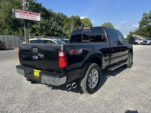 Used 2013 Ford F250 Lariat w/ Lariat Interior Pkg AWD/4WD image 2
