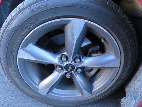 Used 2015 Ford Mustang Convertible w/ Equipment Group 051A image 15