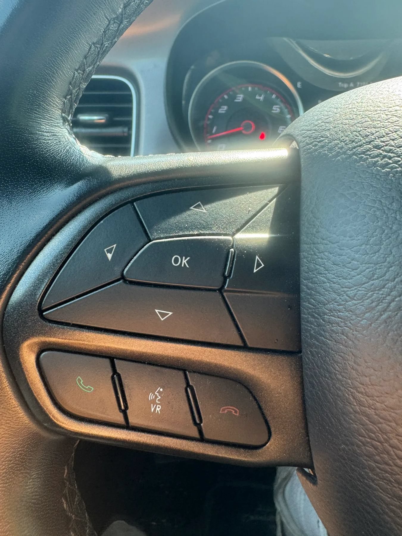 Used 2022 Dodge Charger SXT RWD image 10