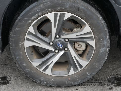 Used 2024 Subaru Crosstrek 2.0i Premium image 15