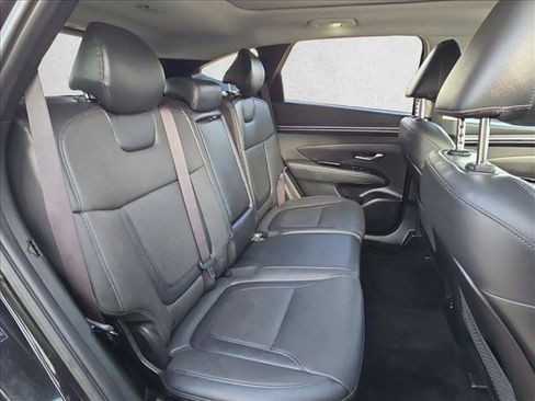 Used 2022 Hyundai Tucson Limited w/ Cargo Package FWD image 18
