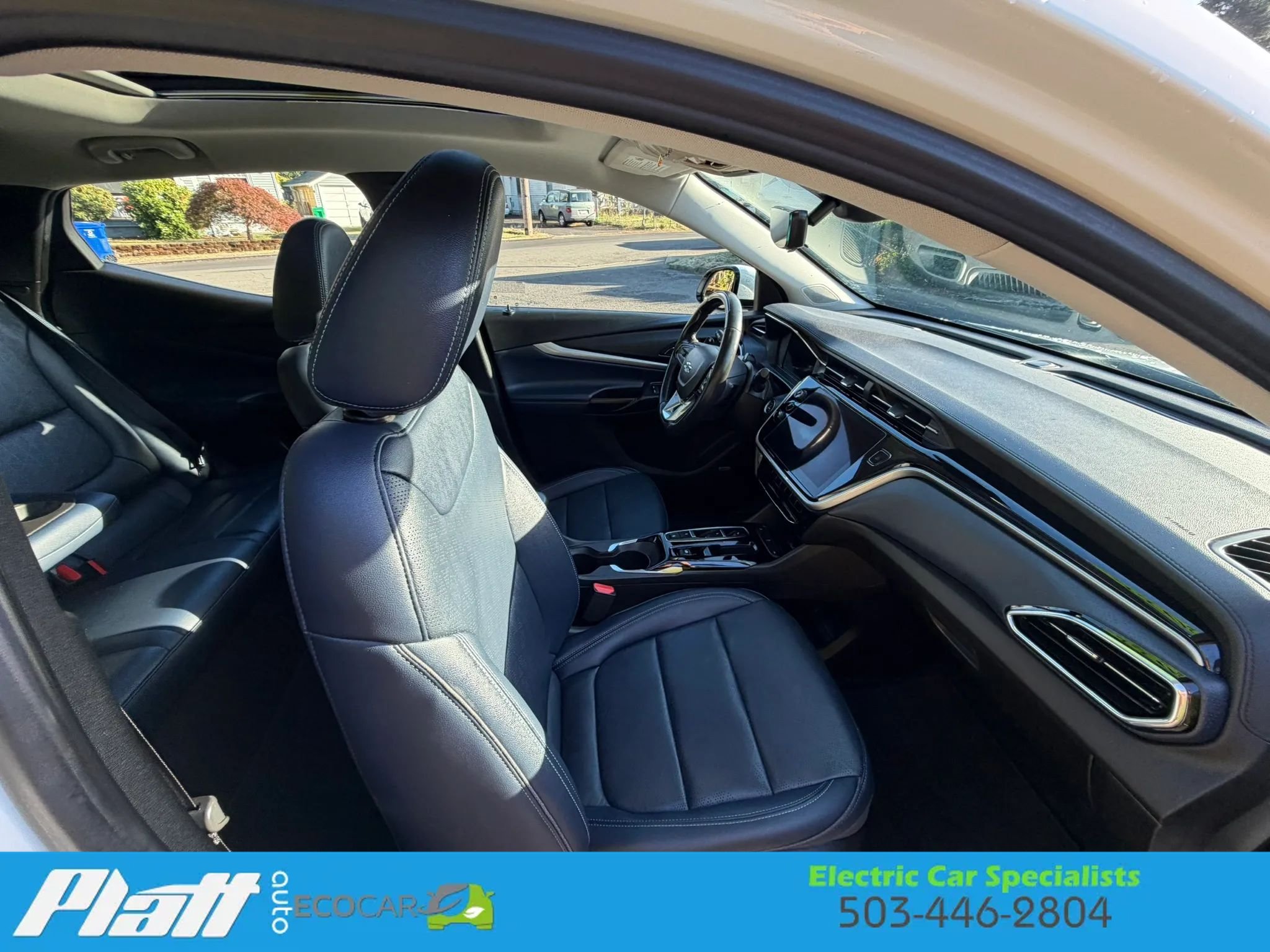 Used 2022 Chevrolet Bolt EUV Premier w/ Sun & Sound Package FWD image 45