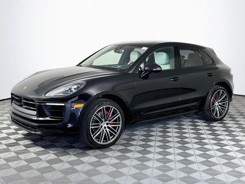 Used 2023 Porsche Macan S AWD/4WD image 4
