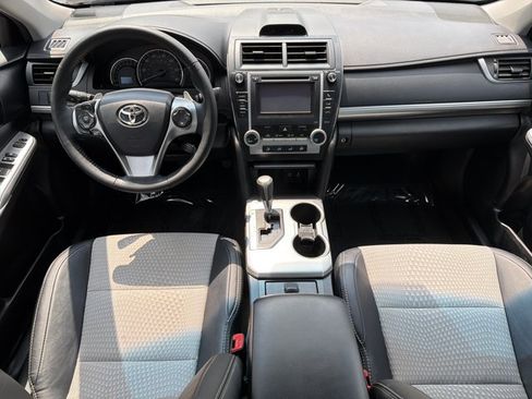 Used 2013 Toyota Camry SE FWD image 25