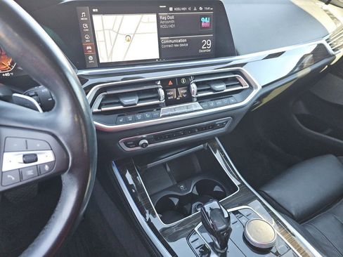 Used 2019 BMW X5 xDrive40i w/ Premium Package image 32