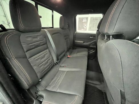 Used 2023 Nissan Frontier PRO-4X w/ Pro Convenience Package AWD/4WD image 33