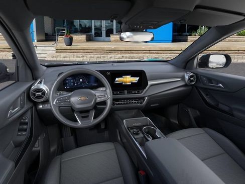 New 2026 Chevrolet Equinox LT w/ Convenience Package II AWD/4WD image 15