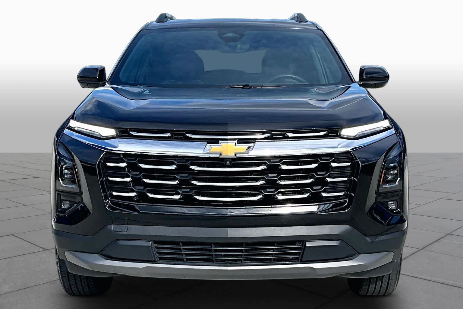 Used 2025 Chevrolet Equinox LT w/ Convenience Package II FWD image 4