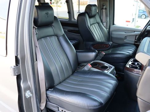 Used 2012 GMC Savana 2500 Extended image 30