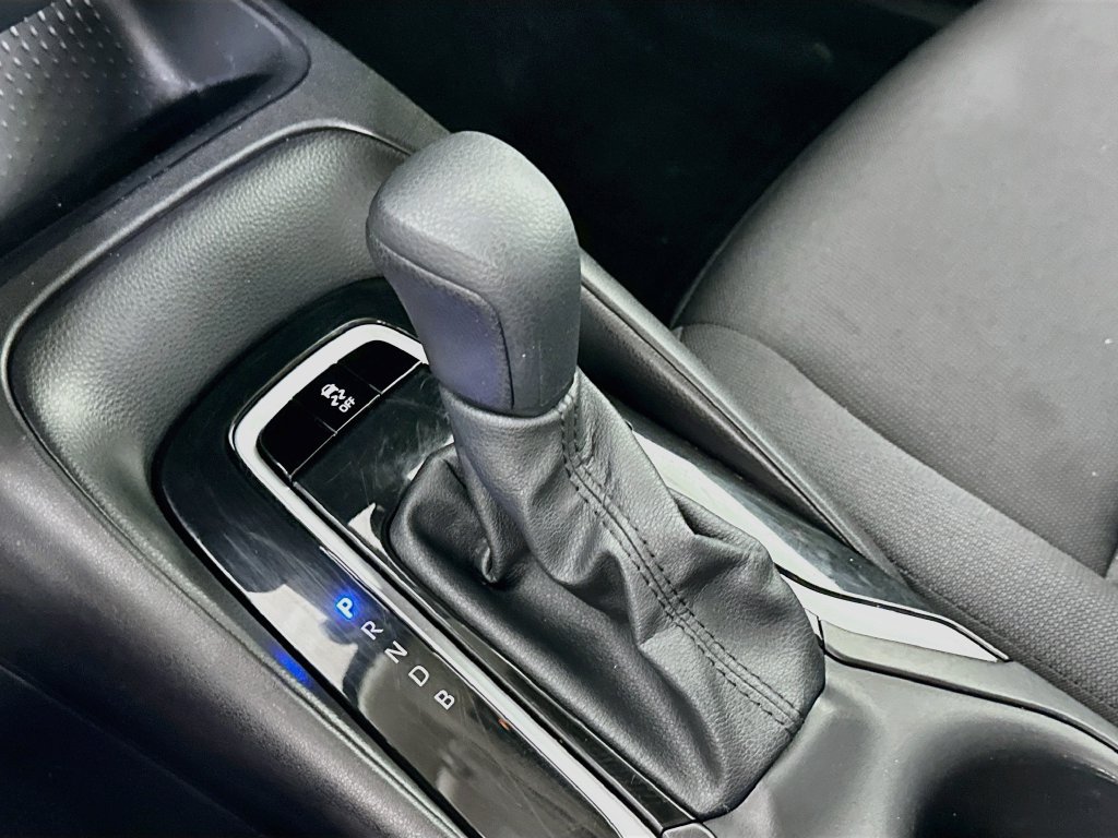 Certified 2025 Toyota Corolla LE FWD image 17