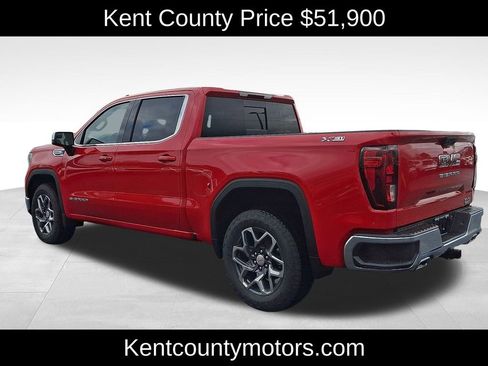 New 2026 GMC Sierra 1500 SLE image 4