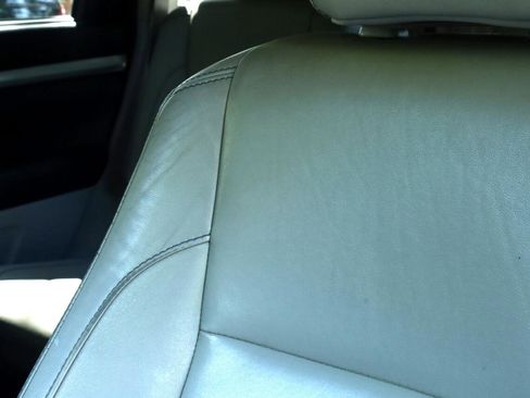 Used 2017 Toyota Highlander XLE image 22