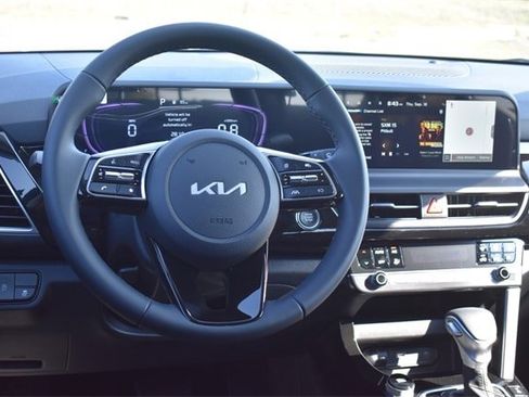 New 2026 Kia Seltos S image 18