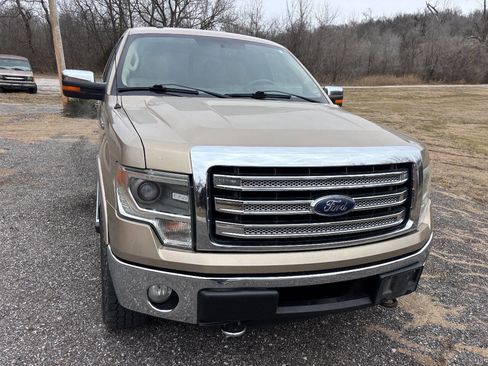 Used 2013 Ford F150 Lariat w/ Luxury Equipment Group image 2