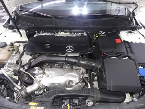 Used 2020 Mercedes-Benz CLA 250 4MATIC image 12