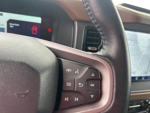Used 2024 Ford Bronco Outer Banks image 18