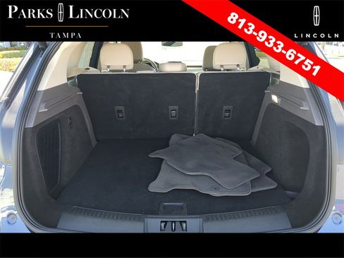 Certified 2022 Lincoln Corsair FWD image 8