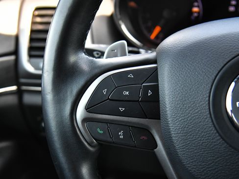 Used 2020 Jeep Grand Cherokee Limited X image 35