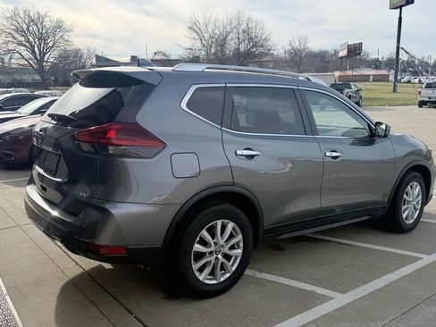 Used 2020 Nissan Rogue SV image 5
